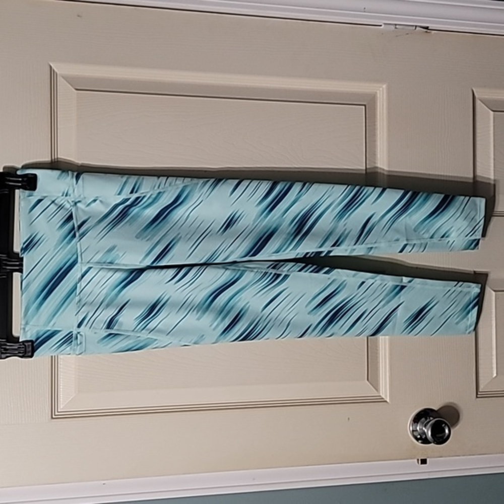 Zella Girls‎ Activewear/Yoga Leggings Blue Faded Stipe. 1/$12, 2/$20, 4/$32